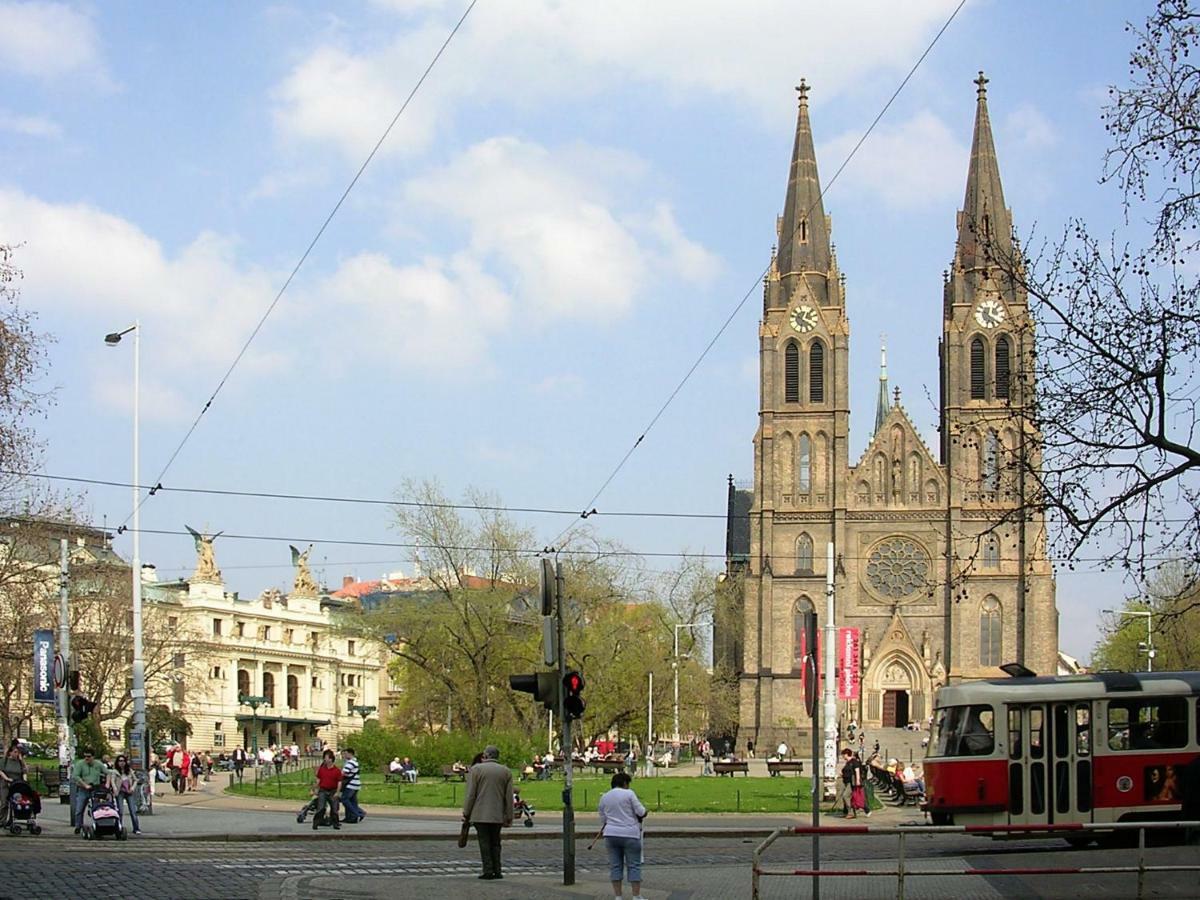 Spacious Apartment Near Wenceslas Square Prag Exterior foto